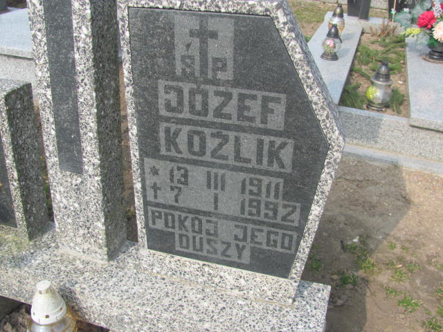 Anna Koźlik 1915 Moryń - Grobonet - Wyszukiwarka osób pochowanych